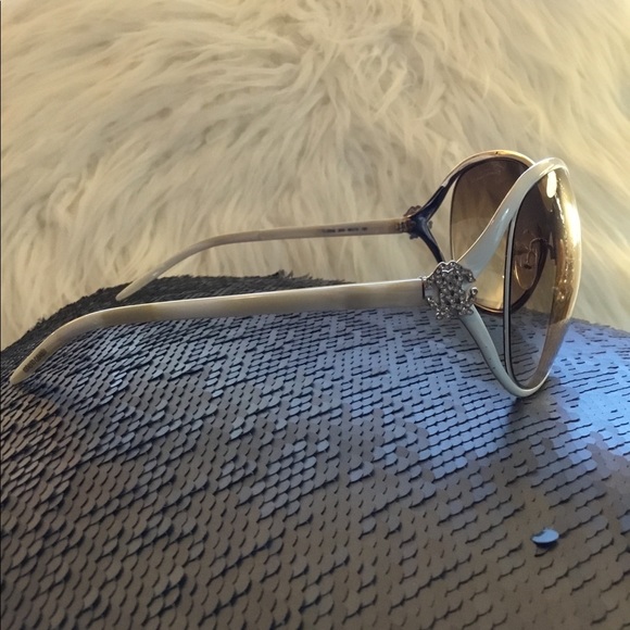 Roberto Cavalli Sunglasses - Picture 3 of 5